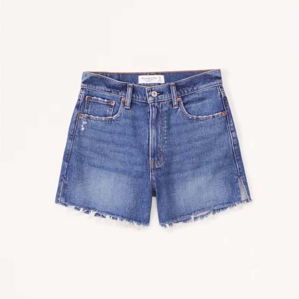 Abercrombie 4” Mom Short